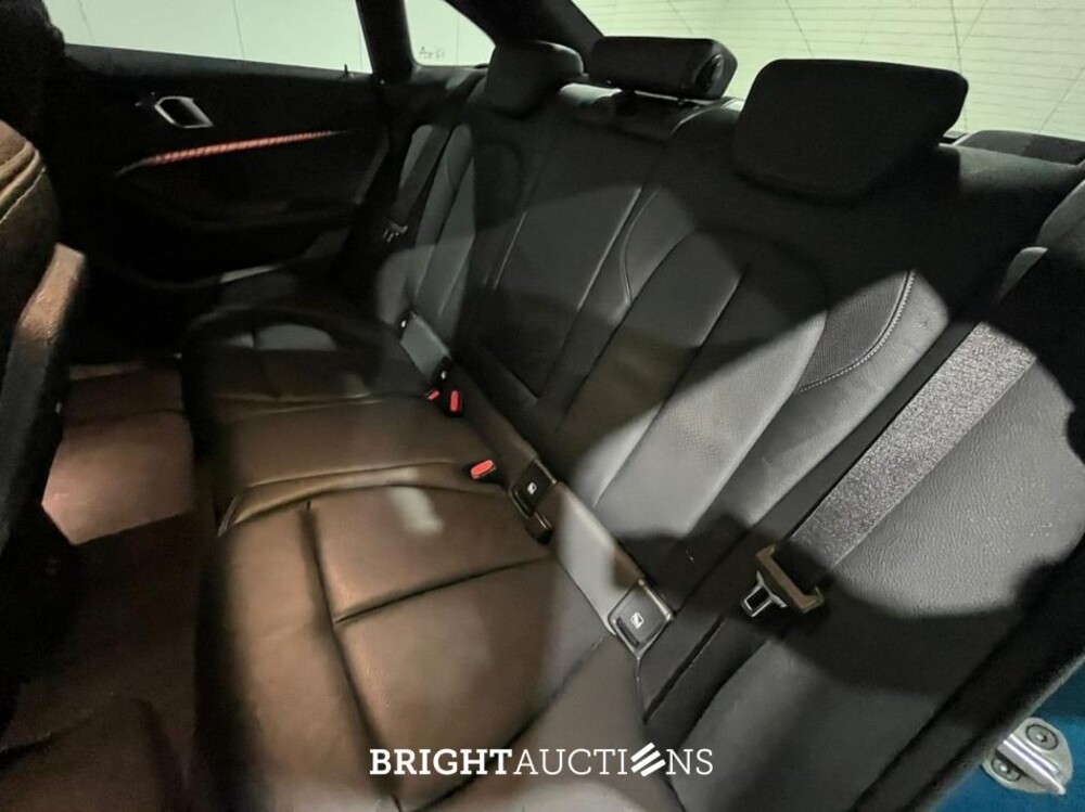 BMW 218i Gran Coupe Automatic High Executive Edition M-Package 136hp 2022 (Original-NL) 2-Series, P-884-LJ