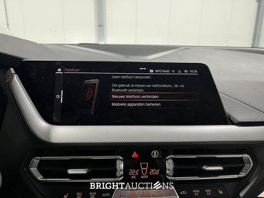 BMW 218i Gran Coupe Automatic High Executive Edition M-Package 136hp 2022 (Original-NL) 2-Series, P-884-LJ