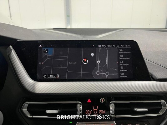 BMW 218i Gran Coupe Automatic High Executive Edition M-Package 136hp 2022 (Original-NL) 2-Series, P-884-LJ