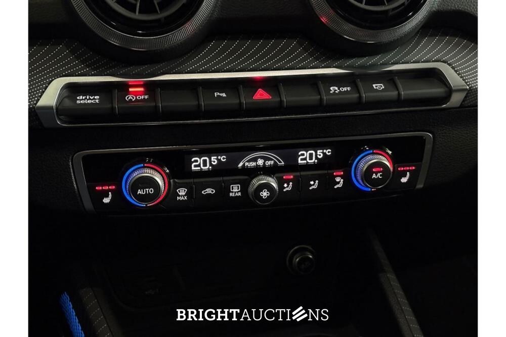 Audi SQ2 Turbo Blue 2.0 TFSI Quattro 300hp 2021, P-377-DB