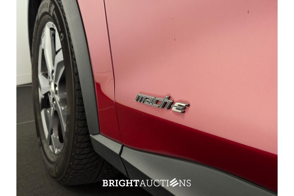 Ford Mustang RWD 75 kWh 2022 (Original-NL), P-598-LD