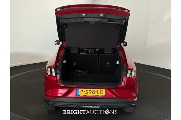 Ford Mustang RWD 75 kWh 2022 (Origineel-NL), P-598-LD