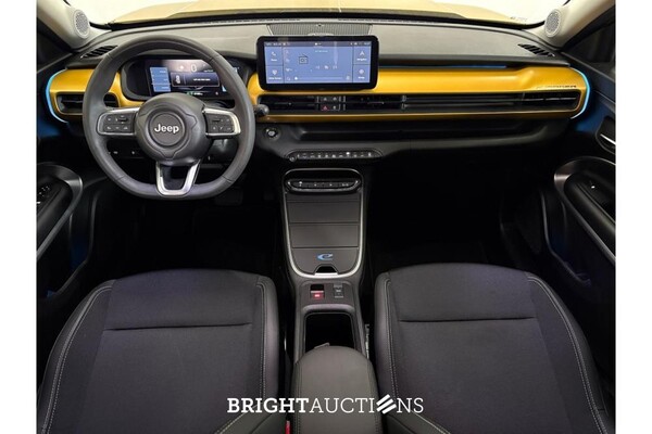 Jeep Avenger 1. Auflage 54 kWh 156hp 2023 (Original-NL), X-820-DP