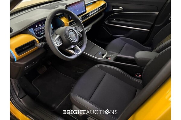 Jeep Avenger 1. Auflage 54 kWh 156hp 2023 (Original-NL), X-820-DP