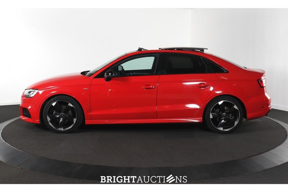 Audi A3 Limousine 35 CoD Advance Sport TFSI 149hp 2019 (Original-NL), ZL-485-D