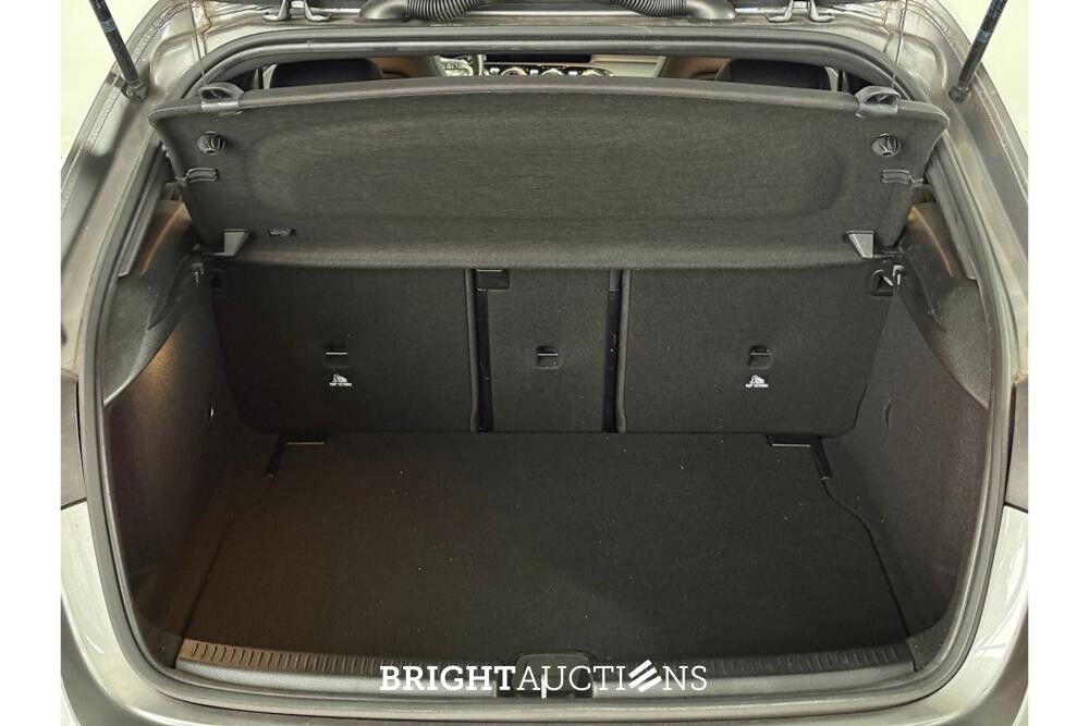 Mercedes-Benz A 180 Business Solution AMG 136hp 2021 (Original-NL) A-Class, K-009-XH