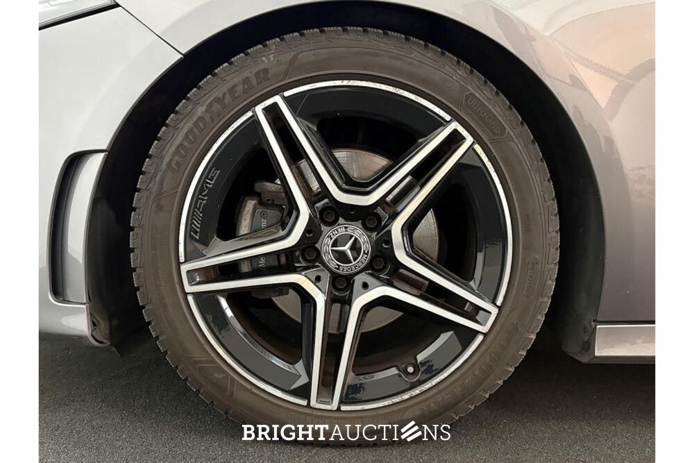 Mercedes-Benz A 180 Business Solution AMG 136hp 2021 (Original-NL) A-Class, K-009-XH