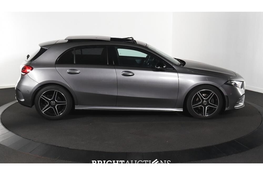 Mercedes-Benz A 180 Business Solution AMG 136hp 2021 (Original-NL) A-Class, K-009-XH