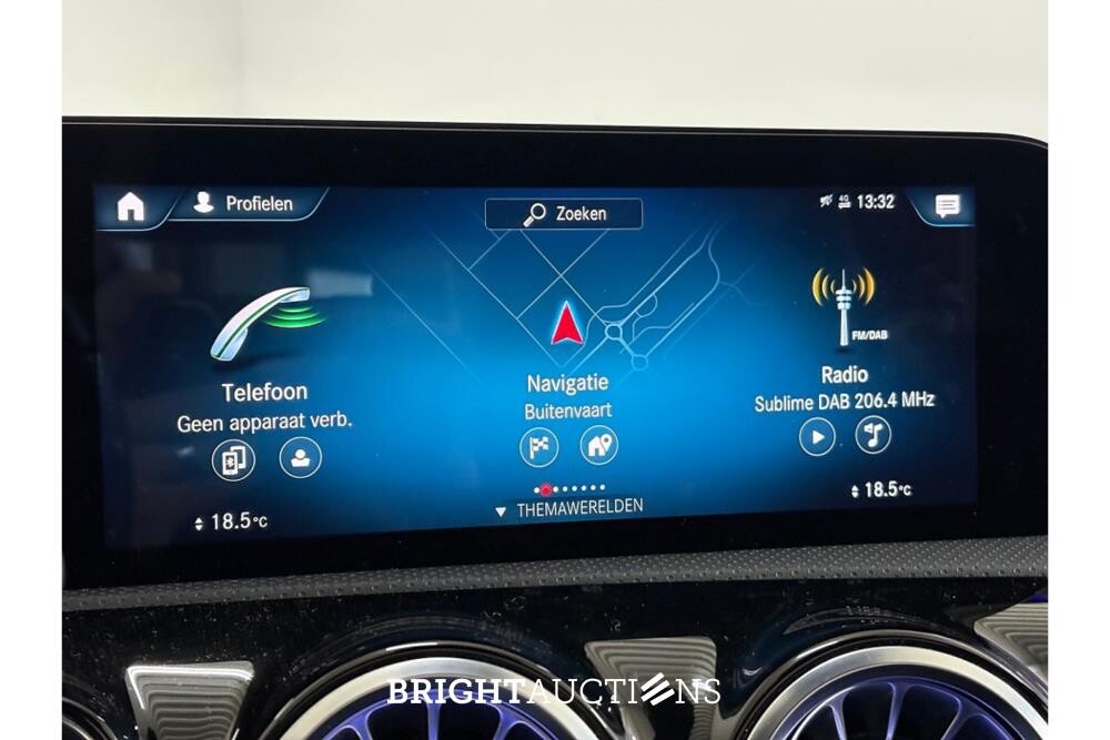 Mercedes-Benz A 180 Business Solution AMG 136hp 2021 (Original-NL) A-Class, K-009-XH