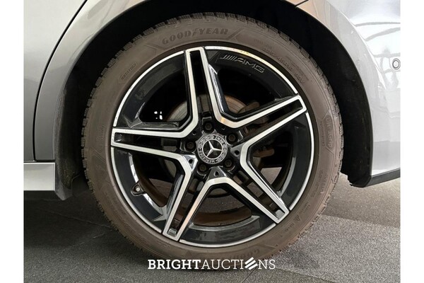Mercedes-Benz A 180 Business Solution AMG 136hp 2021 (Original-NL) A-Class, K-009-XH