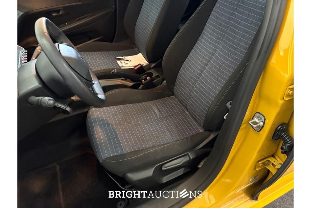 Peugeot 208 Like 1.2 PureTech 74pk 2022 (Origineel-NL), P-876-FX