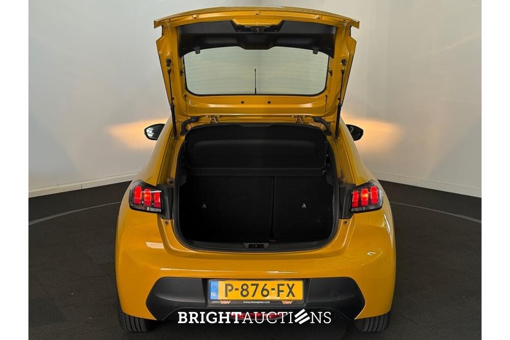 Peugeot 208 Like 1.2 PureTech 74hp 2022 (Original-NL), P-876-FX
