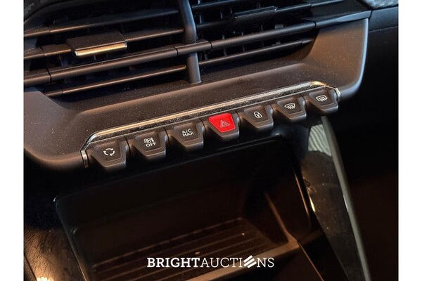 Peugeot 208 Like 1.2 PureTech 74hp 2022 (Original-NL), P-876-FX
