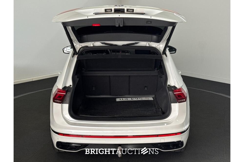 Volkswagen Tiguan R-Line Business 1.5 TSI 149hp 2023 (Original-NL), S-564-RH