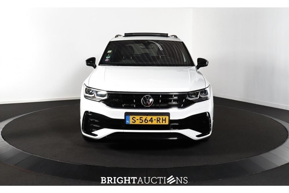 Volkswagen Tiguan R-Line Business 1.5 TSI 149hp 2023 (Original-NL), S-564-RH
