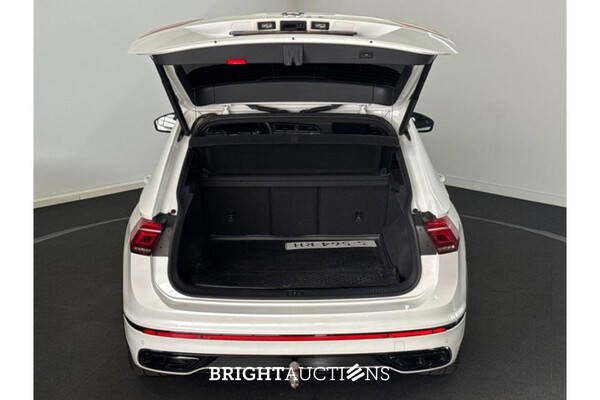 Volkswagen Tiguan R-Line Business 1.5 TSI 149hp 2023 (Original-NL), S-564-RH