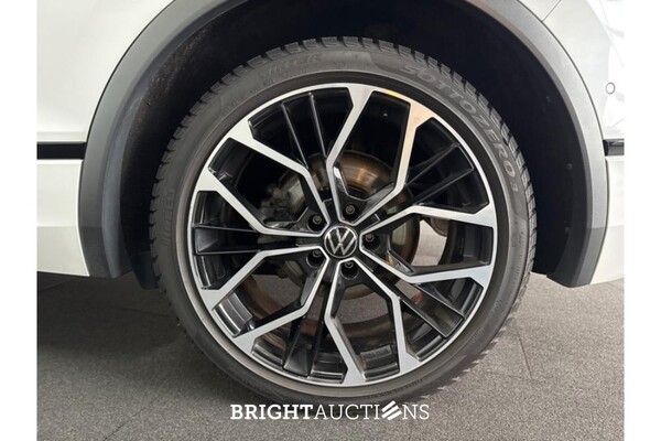 Volkswagen Tiguan R-Line Business 1.5 TSI 149hp 2023 (Original-NL), S-564-RH