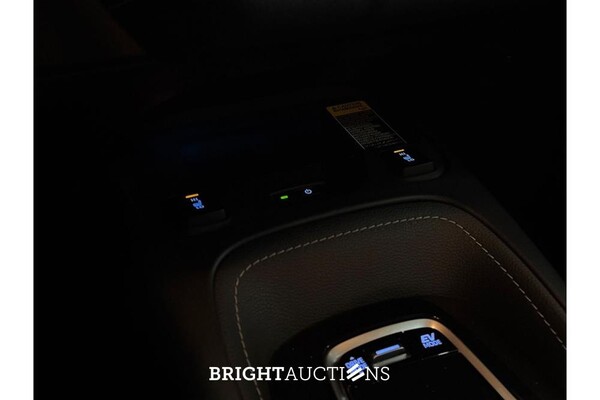 Toyota Corolla Touring Sport Hybrid GR-Sport 2.0 261pk 2021 (Origineel-NL), K-880-PR