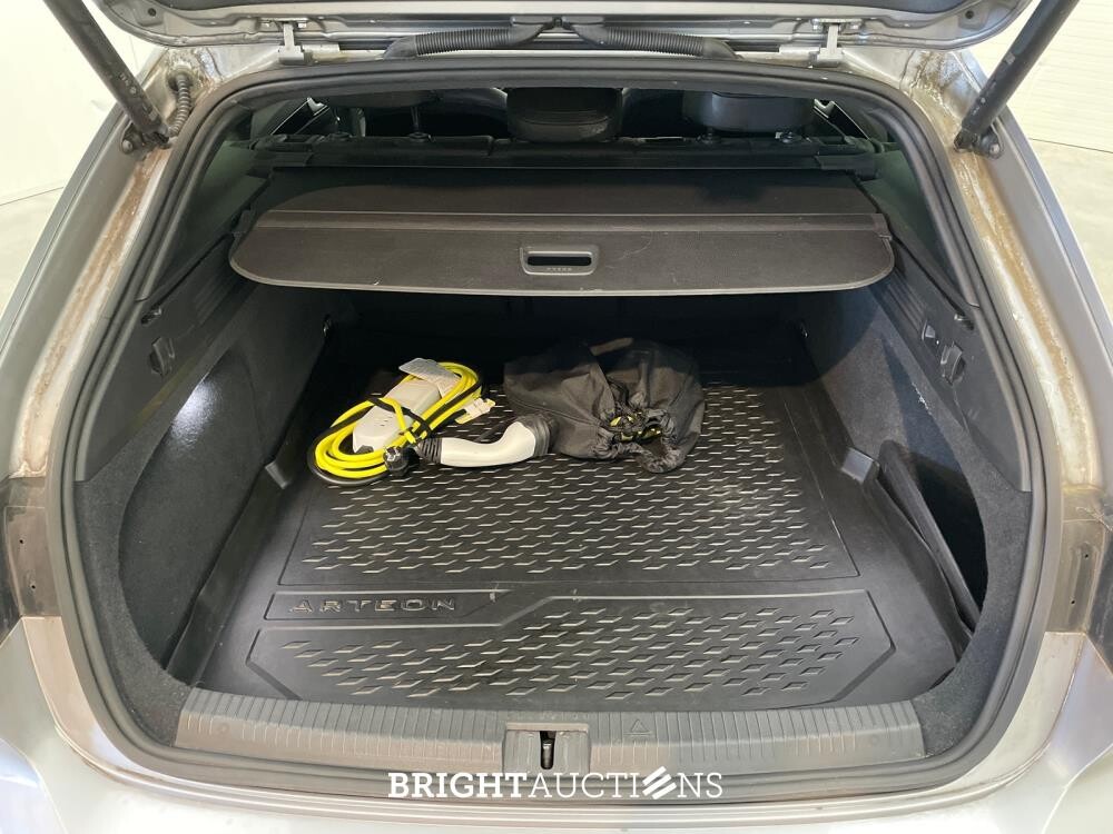 Volkswagen Arteon Shooting Brake eHybrid R-Line Business 1.4 TSI 272pk 2021 (Origineel-NL), N-691-PD