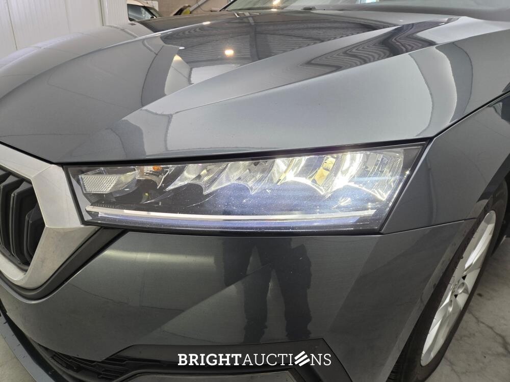 Skoda Octavia Combi Business Edition 1.0 TSI 110pk 2021 (Origineel-NL), L-224-BV