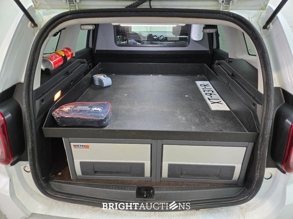 Dacia Duster SCe Comfort 1.6 114hp 2019 (Original-NL), XT-931-R