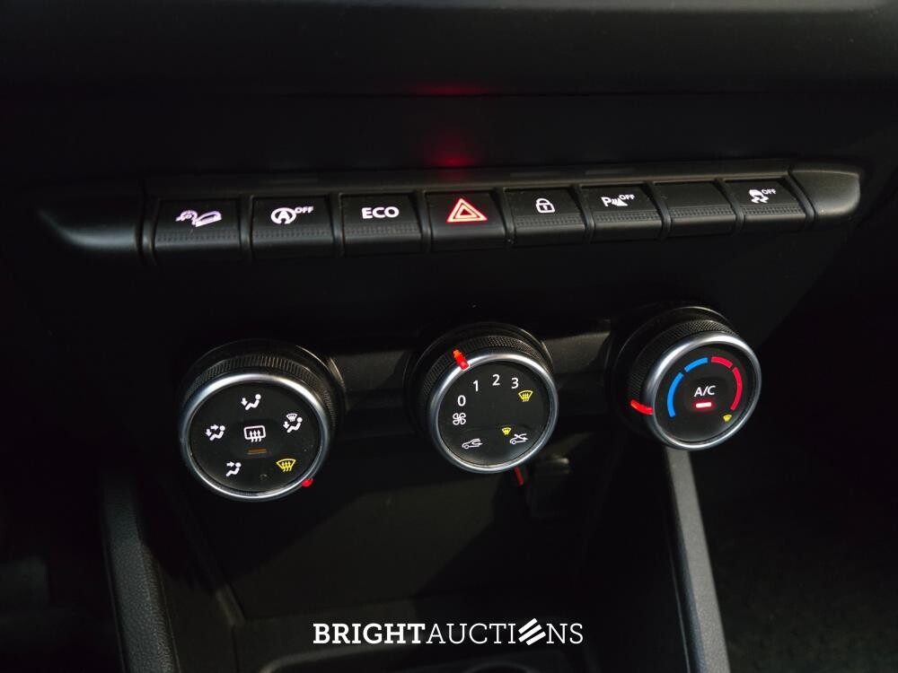 Dacia Duster SCe Comfort 1.6 114pk 2019 (Origineel-NL), XT-931-R