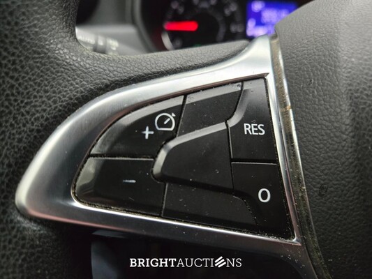 Dacia Duster SCe Comfort 1.6 114pk 2019 (Origineel-NL), XT-931-R