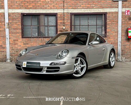 Porsche 911 Carrera 3.6 997 Coupé 325pk 2004 Youngtimer