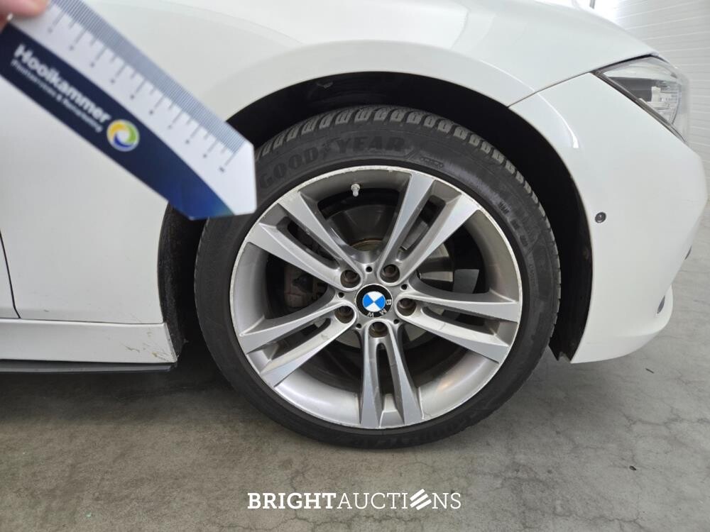 BMW 3-serie 272pk 2016 (Origineel-NL), JV-153-J