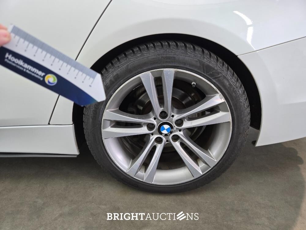 BMW 330e 3-serie 272pk 2016 (Origineel-NL), JV-153-J