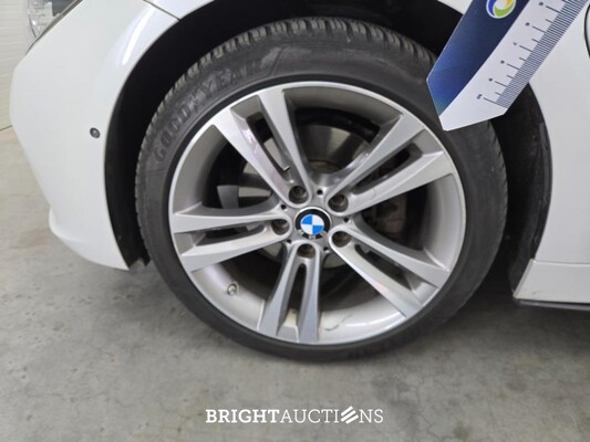 BMW 330e 3-serie 272pk 2016 (Origineel-NL), JV-153-J