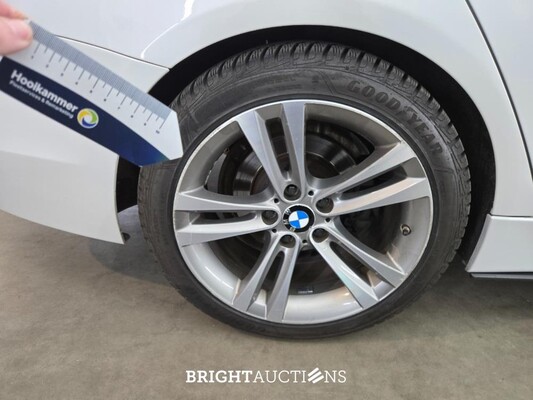 BMW 330e 3-serie 272pk 2016 (Origineel-NL), JV-153-J