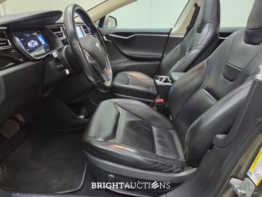 Tesla Model S Base 333pk 2015, GGD-49-B