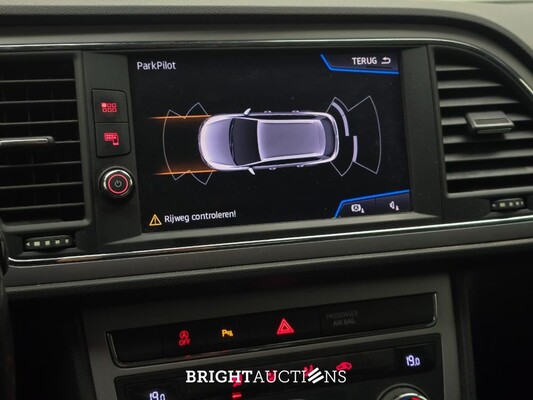 SEAT Leon ST Xcellence Business Intense 1.6 TDI 116pk 2018 (Origineel-NL), TS-807-D