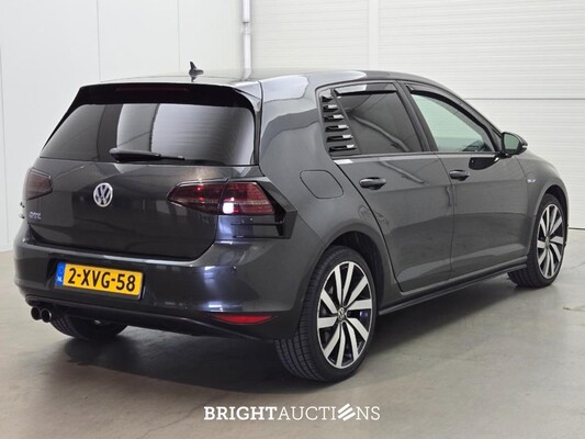 Volkswagen Golf GTE 1.4 TSI 150pk 2014 (Origineel-NL), 2-XVG-58