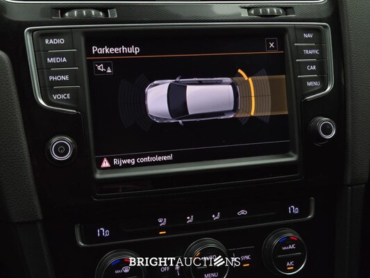 Volkswagen Golf GTE 1.4 TSI 150pk 2014 (Origineel-NL), 2-XVG-58