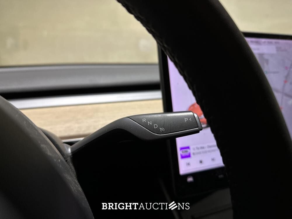 Tesla Model 3 Standard RWD Plus 60 kWh 238pk 2020 (Origineel-NL & 1e Eigenaar), J-584-BF