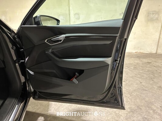 Audi e-tron Sportback 55 quattro Business edition 95 kWh 408pk 2020 (Origineel-NL+1e eigenaar), K-601-GZ