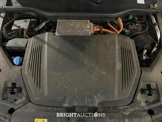 Audi e-tron Sportback 55 quattro Business edition 95 kWh 408pk 2020 (Origineel-NL+1e eigenaar), K-601-GZ