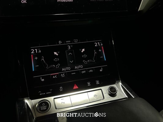 Audi e-tron Sportback 55 quattro Business edition 95 kWh 408pk 2020 (Origineel-NL+1e eigenaar), K-601-GZ