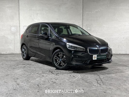 BMW 225xe Active Tourer iPerformance High Executive 2-serie 136pk 2019, P-518-JD