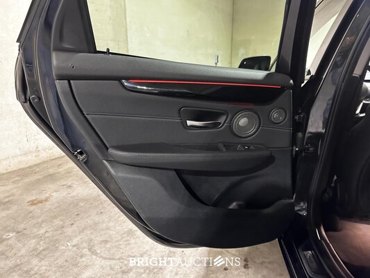 BMW 225xe Active Tourer iPerformance High Executive 2-serie 136pk 2019, P-518-JD