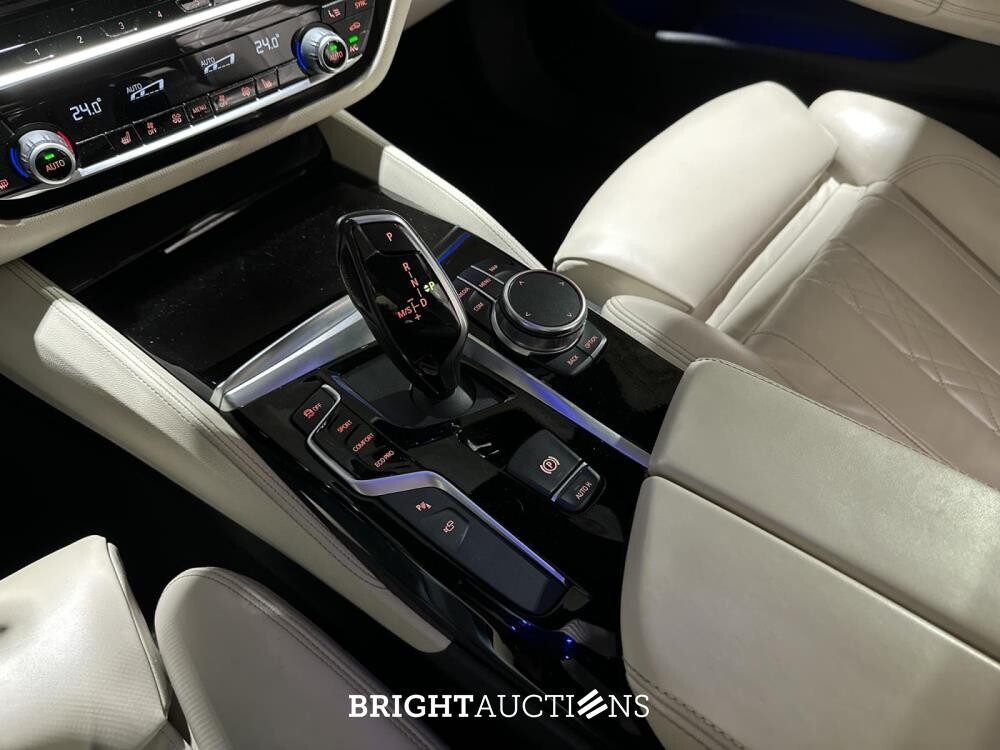 BMW 530i High Executive Edition 252pk 2020 (Origineel-NL) 5-serie G31, H-256-RV