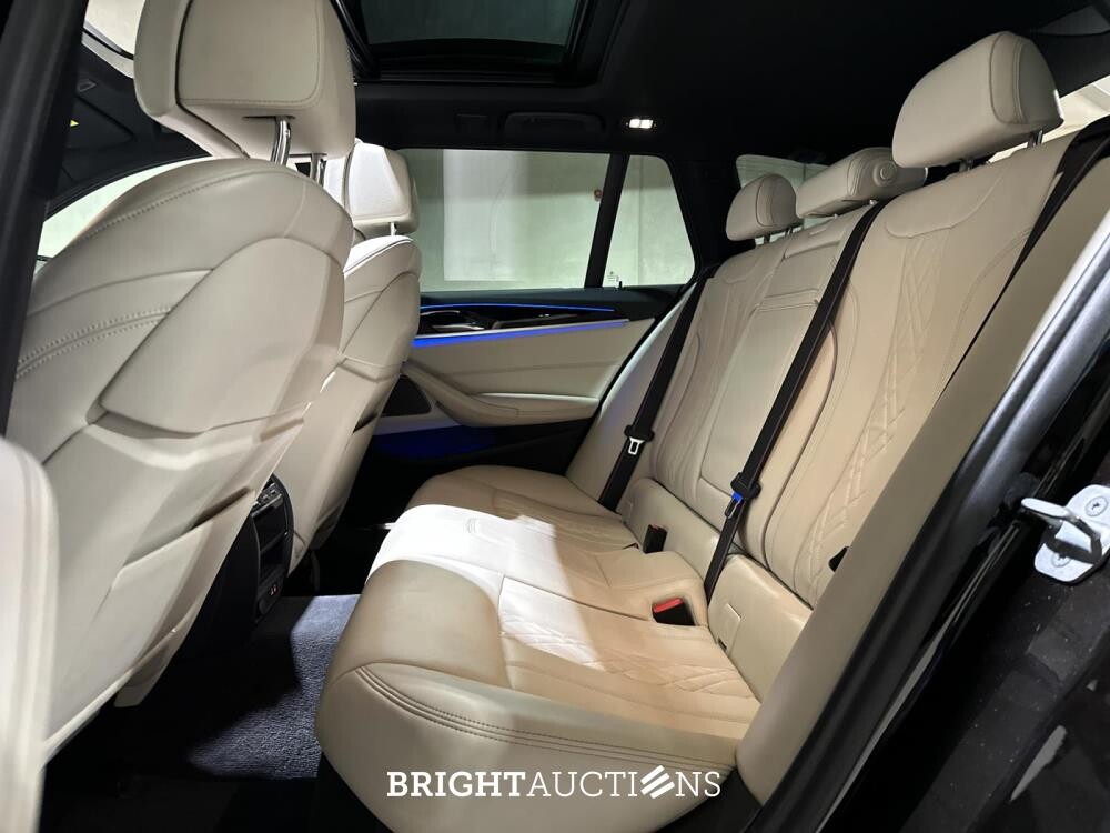 BMW 530i High Executive Edition 252pk 2020 (Origineel-NL) 5-serie G31, H-256-RV