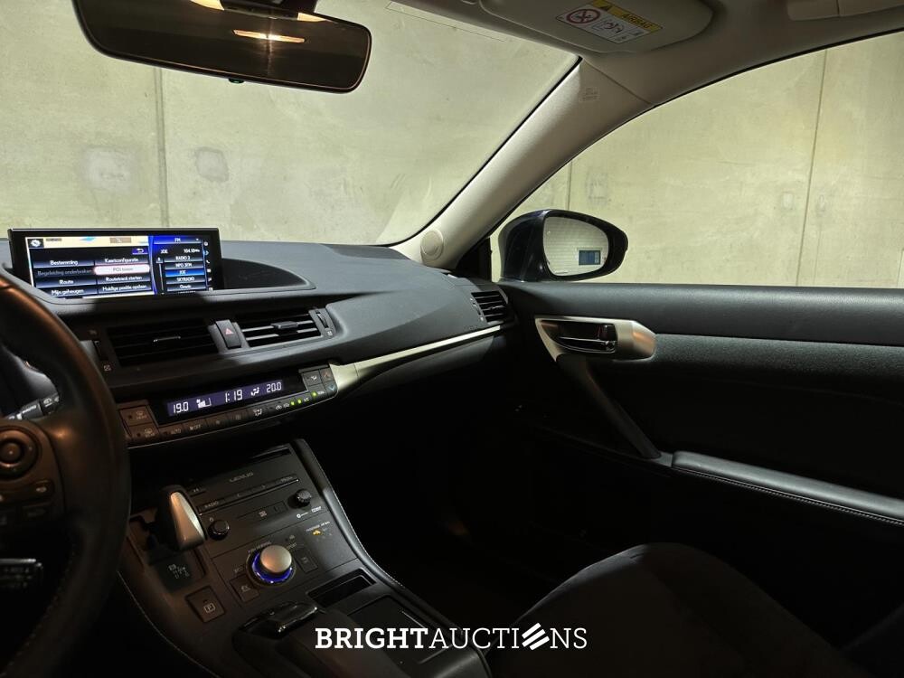 Lexus CT 200h Business Line Pro 122pk 2020 (Origineel-NL+1e eigenaar), J-281-PS