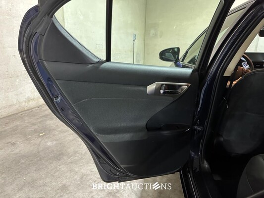 Lexus CT 200h Business Line Pro 122pk 2020 (Origineel-NL+1e eigenaar), J-281-PS