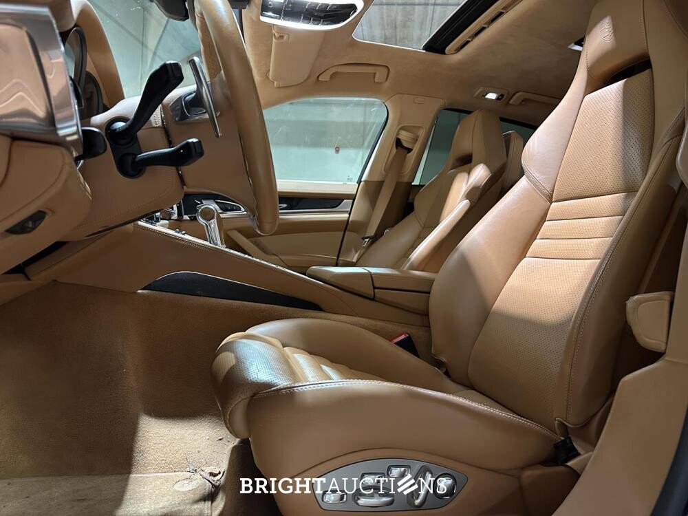 Porsche Panamera GTS 4.8 V8 Sport-Chrono 430pk 2012, 9-TLZ-26