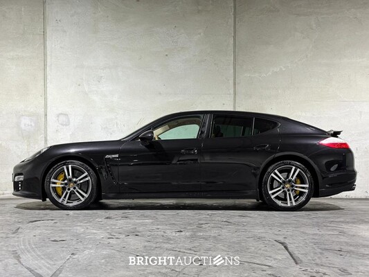 Porsche Panamera GTS 4.8 V8 Sport-Chrono 430pk 2012, 9-TLZ-26