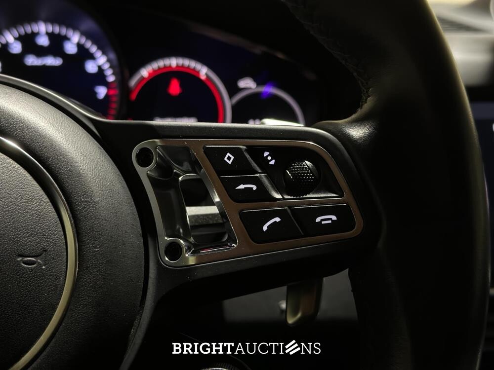 Porsche Cayenne Coupe Turbo 4.0 V8 549pk 2019, J-757-HF