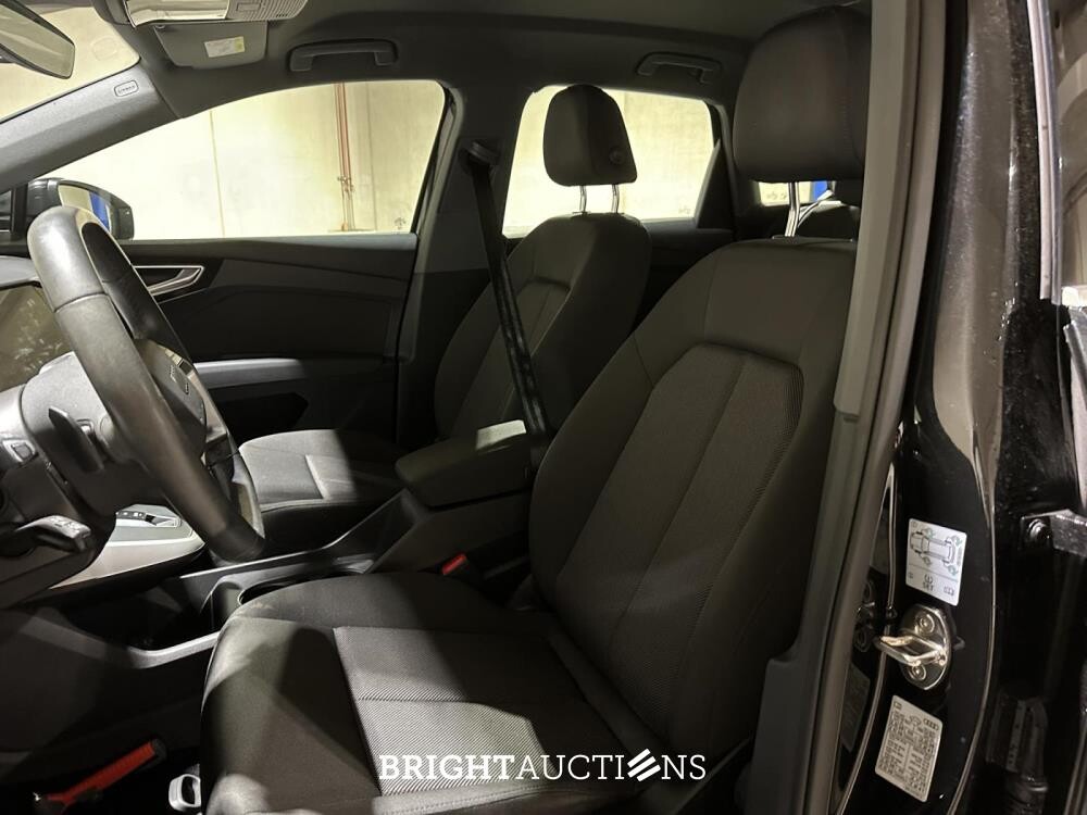 Audi Q4 e-tron 35 Edition 55 kWh 170pk 2022 (Origineel-NL), R-847-TD